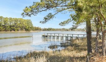 25285 CANTRELL Ln, Accomac, VA 23301