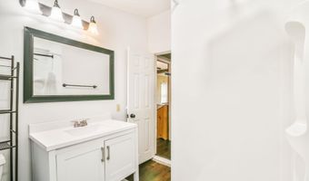 138 SW 100th St, Augusta, KS 67010