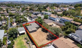 1935 S Broadway, Escondido, CA 92025
