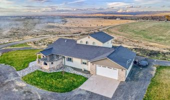 560 Riverview Dr, Gooding, ID 83330