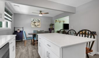 180 Grand Ave, Atlantic Highlands, NJ 07716