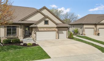904 Eagle Creek Blvd SW, Altoona, IA 50009