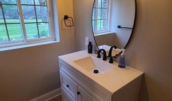 24800 DAYTON Rd, Armada, MI 48005