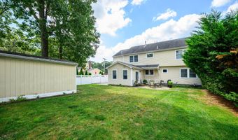 305 Barbara Dr, Point Pleasant, NJ 08742