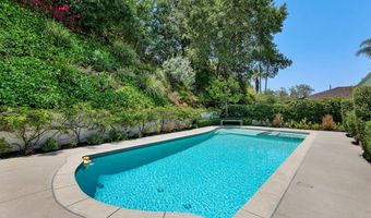 3843 Hayvenhurst Ave, Encino, CA 91436