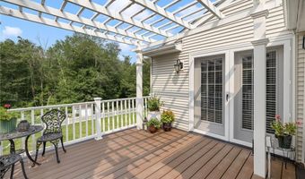 584 Blackrock Rd, Coventry, RI 02816