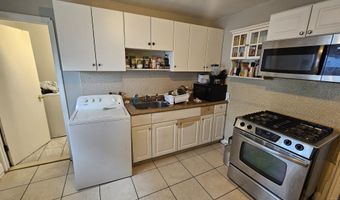 113 Clarence St, Bridgeport, CT 06608