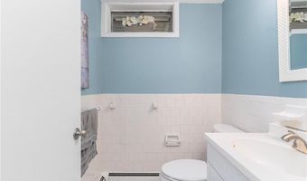 26 Ferncrest Dr, Cumberland, RI 02864