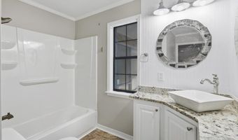 345 Lakeway Dr, Brandon, MS 39047