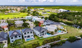 6526 SIMONE SHORES Cir, Apollo Beach, FL 33572