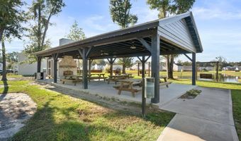 25 Chinquapin St, Beaufort, SC 29906