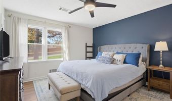 5080 Maryland Dr NW, Acworth, GA 30101