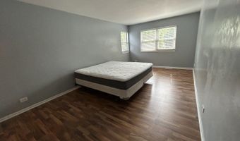 643 Kingsbury Ct, Algonquin, IL 60102