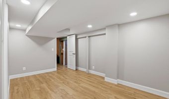 5024 8TH Rd S, Arlington, VA 22204