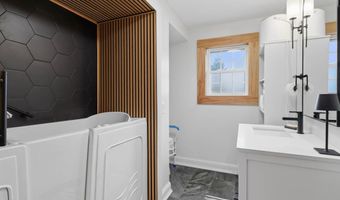 177 N Church St, Austin, IN 47102
