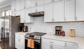 4063 Blue Jay St, Bay St. Louis, MS 39520