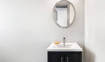 2485 BEACH LOOP Dr, Bandon, OR 97411