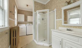 59 High St, Berlin, NH 03570