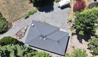 929 OLD COUNTY Rd, Brookings, OR 97415