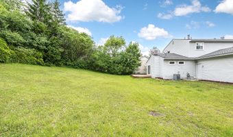 2240 Steeplechase Dr, Ann Arbor, MI 48103