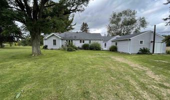 4658 N Croswell Rd, Alma, MI 48801