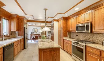 616 W Park St, Arlington Heights, IL 60005