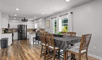 435 Berry Ridge Dr, Amherst, OH 44001