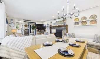 24 E Shore Rd, Narragansett, RI 02882