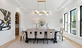 4911 37TH St N, Arlington, VA 22207