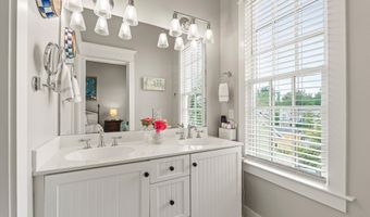 14 Assembly Row B, Beaufort, SC 29906