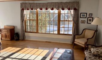 120 Carriage Hill Rd, Brattleboro, VT 05301