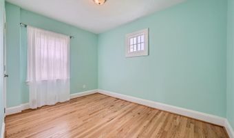 5113 GREENWICH Ave, Baltimore, MD 21229