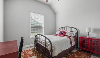 927 Friendship Rd, Weatherford, TX 76085