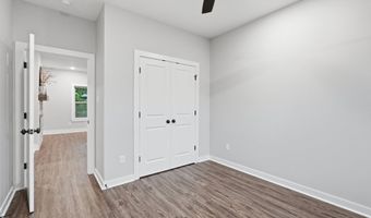 2444 Pleasant Willow Dr, Benton, AR 72015