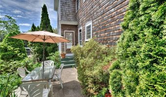 127 Foote St, Barrington, RI 02806