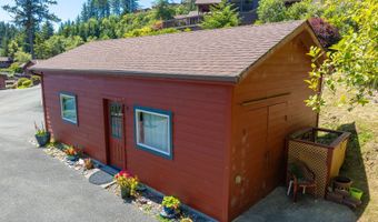 19921 WHALESHEAD Rd U6, Brookings, OR 97415