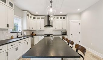 431 Virginia Ave, Bayville, NJ 08721