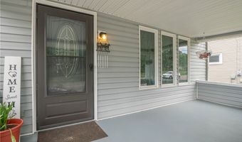 2116 Newton St, Akron, OH 44305