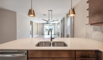 7212 PARADISO Dr, Apollo Beach, FL 33572