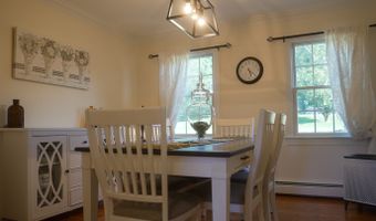 18 Carriage Dr, Burlington, CT 06013