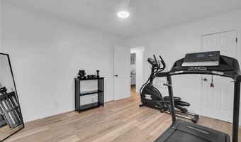 121 Pine Ave, Altus, OK 73521