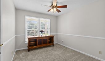 202 Edgewood Dr, Bardstown, KY 40004