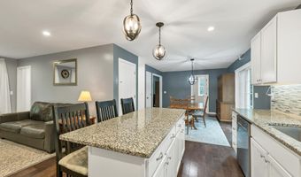 19 Linwood Dr, Alton, NH 03809