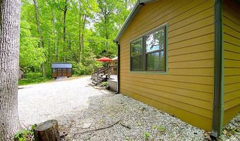 2052 Granny Squirrel Dr, Andrews, NC 28901