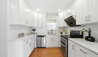 75 Tufts St, Arlington, MA 02474