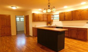 28 Wolf Hollow Rd, Baxter, KY 40806