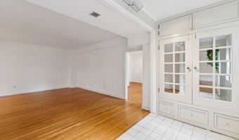 4707 CONNECTICUT AVE NW # # 211 AND #213, Washington, DC 20008