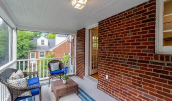 5028 25TH St N, Arlington, VA 22207