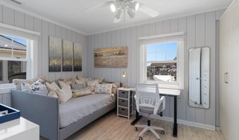 213 W Bogue Sound Dr, Atlantic Beach, NC 28512