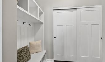 7797 Promontory Dr, Alexandria, KY 41001